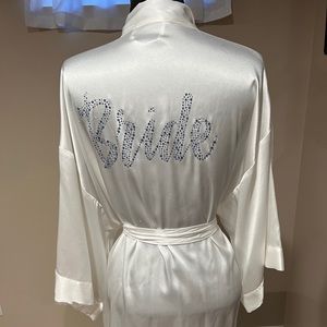 Bride robe